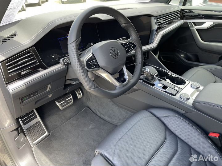 Volkswagen Touareg 3.0 AT, 2023, 2 200 км