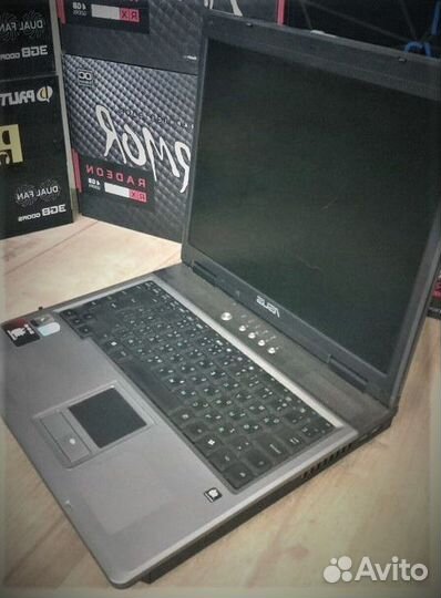 Ноутбук asus