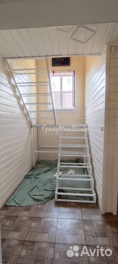 Лестница металлическая открытого типа