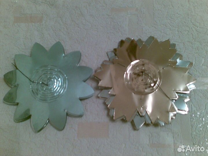 Новогодние игрушки, флажки, гирлянды.ссср