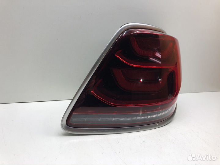 Б/У Б/У Фонарь задний правый Kia K900 2018
