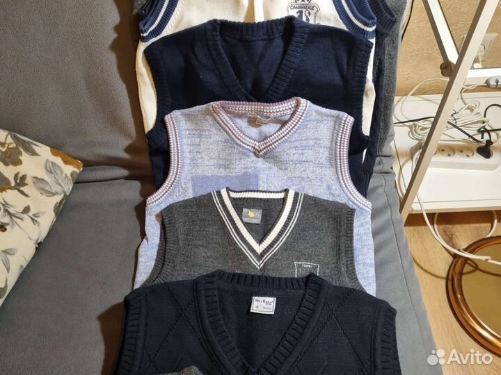 Жилетка школьная для мальчика 122- 140