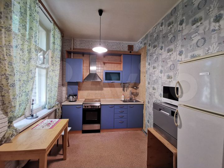 3-к. квартира, 75 м², 2/5 эт.