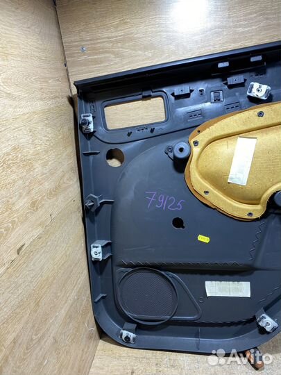 Обшивка задняя левая Ford Focus 2 79125