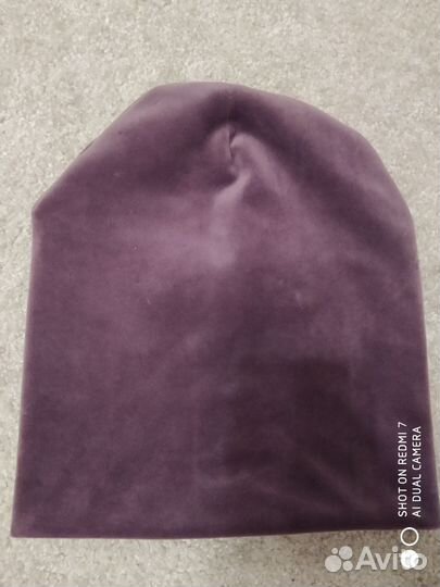 Велюровая шапка, ягодный цвет, новая
