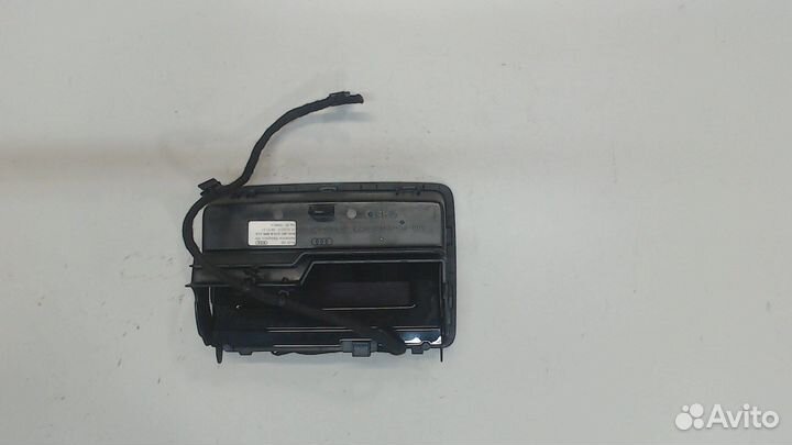 Дисплей мультимедиа Audi Q3, 2013