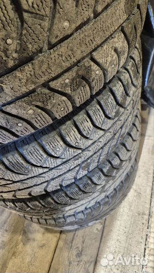Bridgestone Ice Cruiser 7000 195/70 R15 91