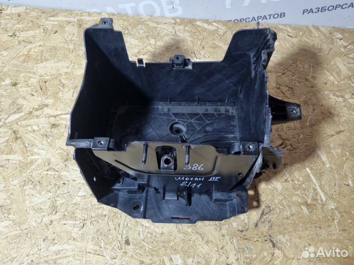 Крепление акб Renault Megan Iii хэтчбек 1.6 2012