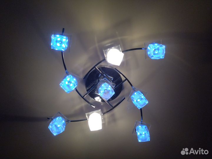 Люстра потолочная