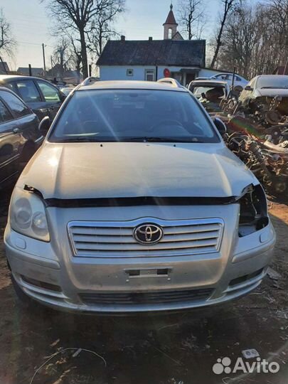 Кузов Toyota avensis 03-07г 2,0 TDI