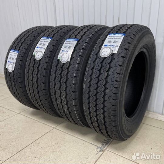 Triangle TR652 205/70 R15