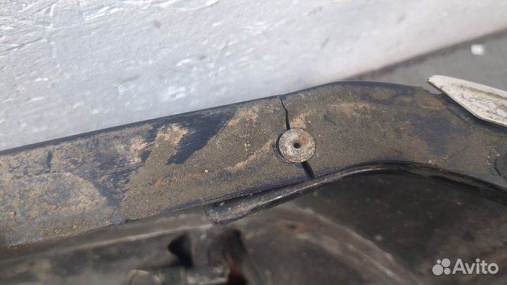 Бампер задний Lancia Thesis, 2002