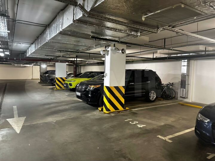 Машиноместо, 14 м²