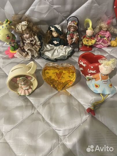 Сувениры фигурки с полки для девочки