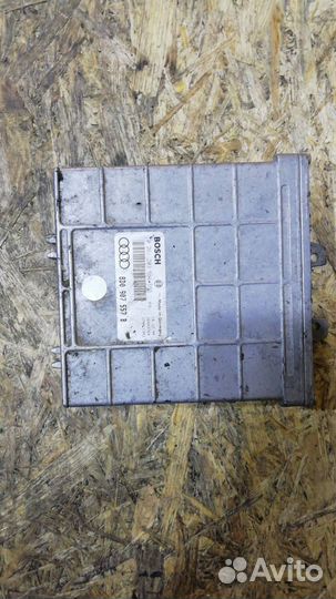 Блок управления двигателем Audi A4 B5 1994