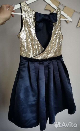 Платье на девочку нарядное 140