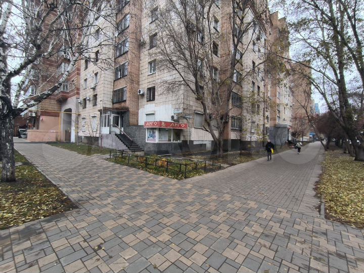 Торговая площадь, 198 м²