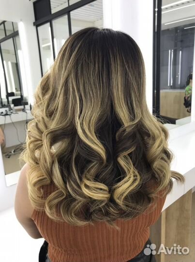 Стилист по прическам