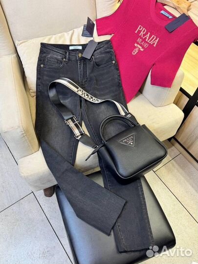Джинсы Prada