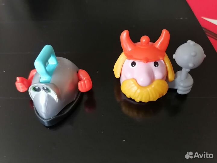 Киндер сюрприз. Игрушки из разных серий 90-х гг