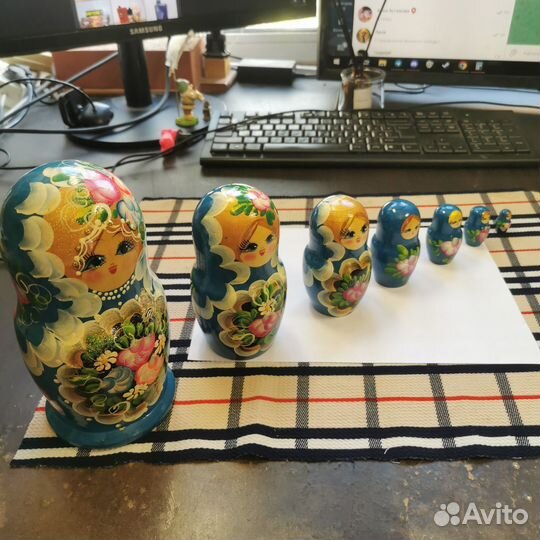 Матрешки: 7 сестричек; Маша и 2 медведя