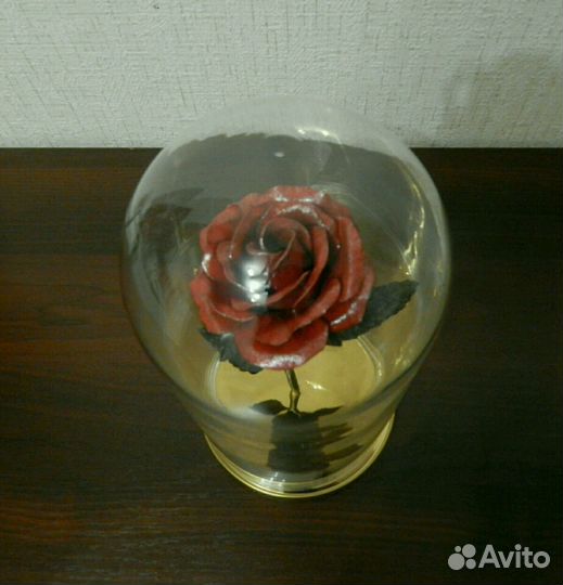 Кованая. Роза в колбе