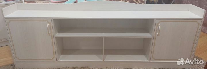 Полка-стенка навесная