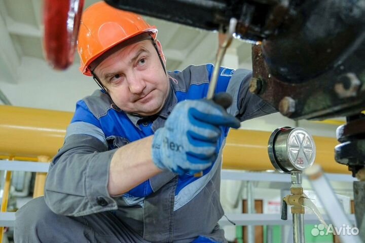 Слесарь ремонтник вахта