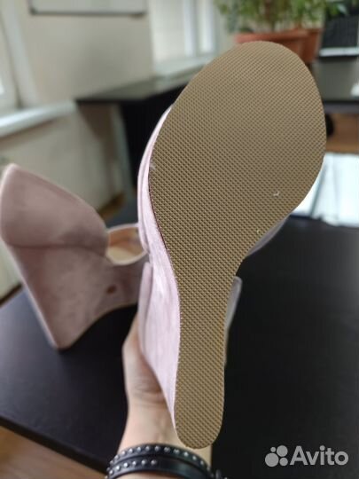 Туфли на танкетке 36