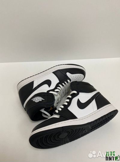 Nike Air Jordan 1 High Panda Winter