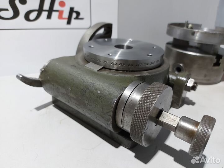 Поворотный столик