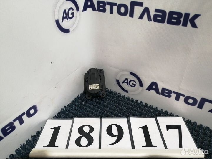 Сервопривод заслонок печки Mitsubishi Outlander