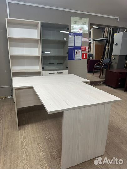 Мебель в офис