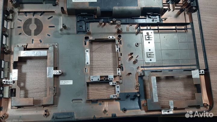 Нижняя часть корпуса, поддон eMachines G627