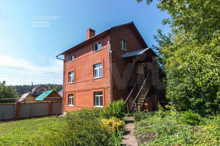 Дом 167 м² на участке 10 сот.