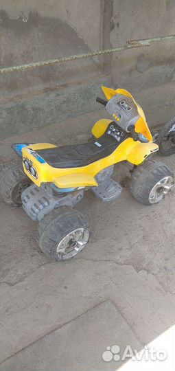 Детский квадроцикл на аккумуляторе