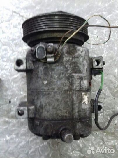 Компрессор кондиционера Volkswagen Golf 3