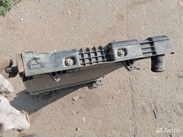 Радиатор основной solaris 1