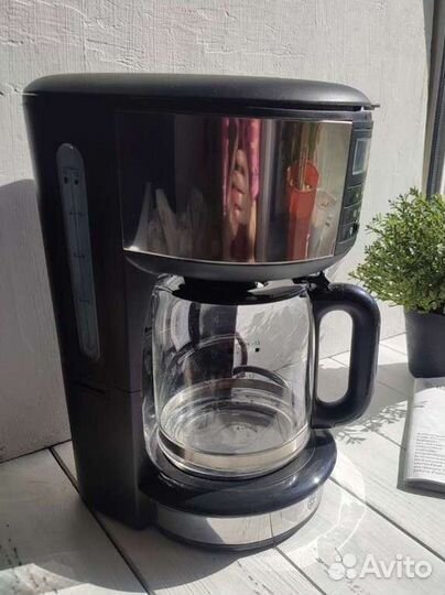 Кофеварка капельная Russell Hobbs чёрная