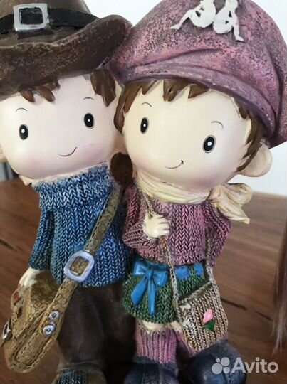 Статуэтка новая красивая