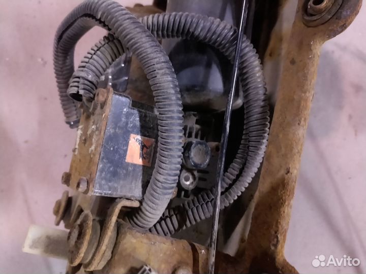 Компрессор пневмоподвески cadillac STS LH2