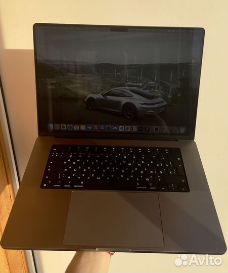 Macbook Pro 16 m1 pro 16/512