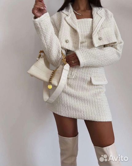 Костюм женский