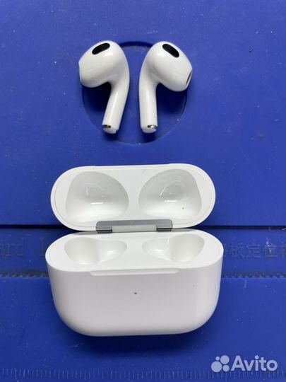 Беспроводные наушники apple airpods 3