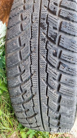 Kumho I'Zen RV Asymmetric 215/60 R17 100T