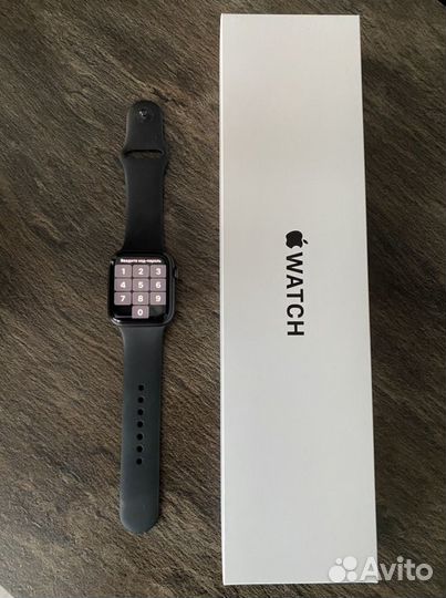 Apple Watch SE 44mm
