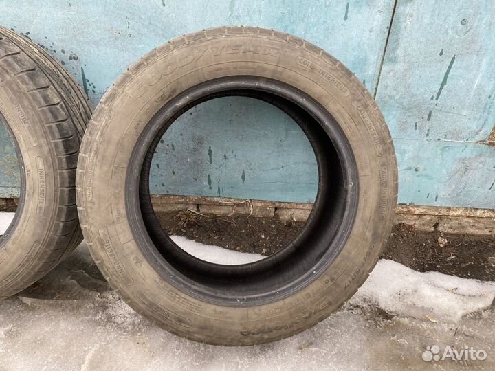 Goodyear Excellence 235/55 R17 99V