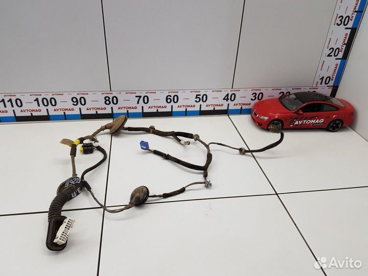 Электропроводка двери задняя правая (Kia Cerato)