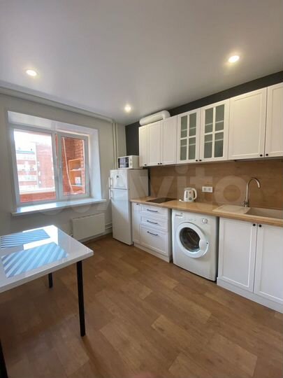 1-к. квартира, 40 м², 8/10 эт.