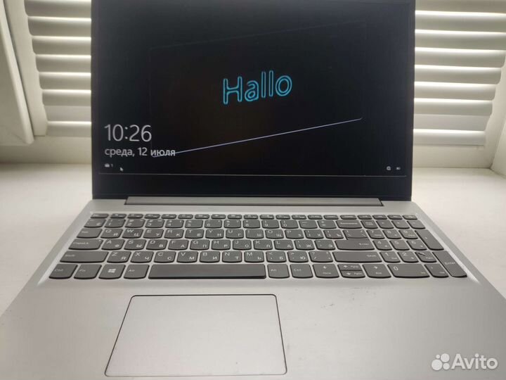 Ноутбук Lenovo